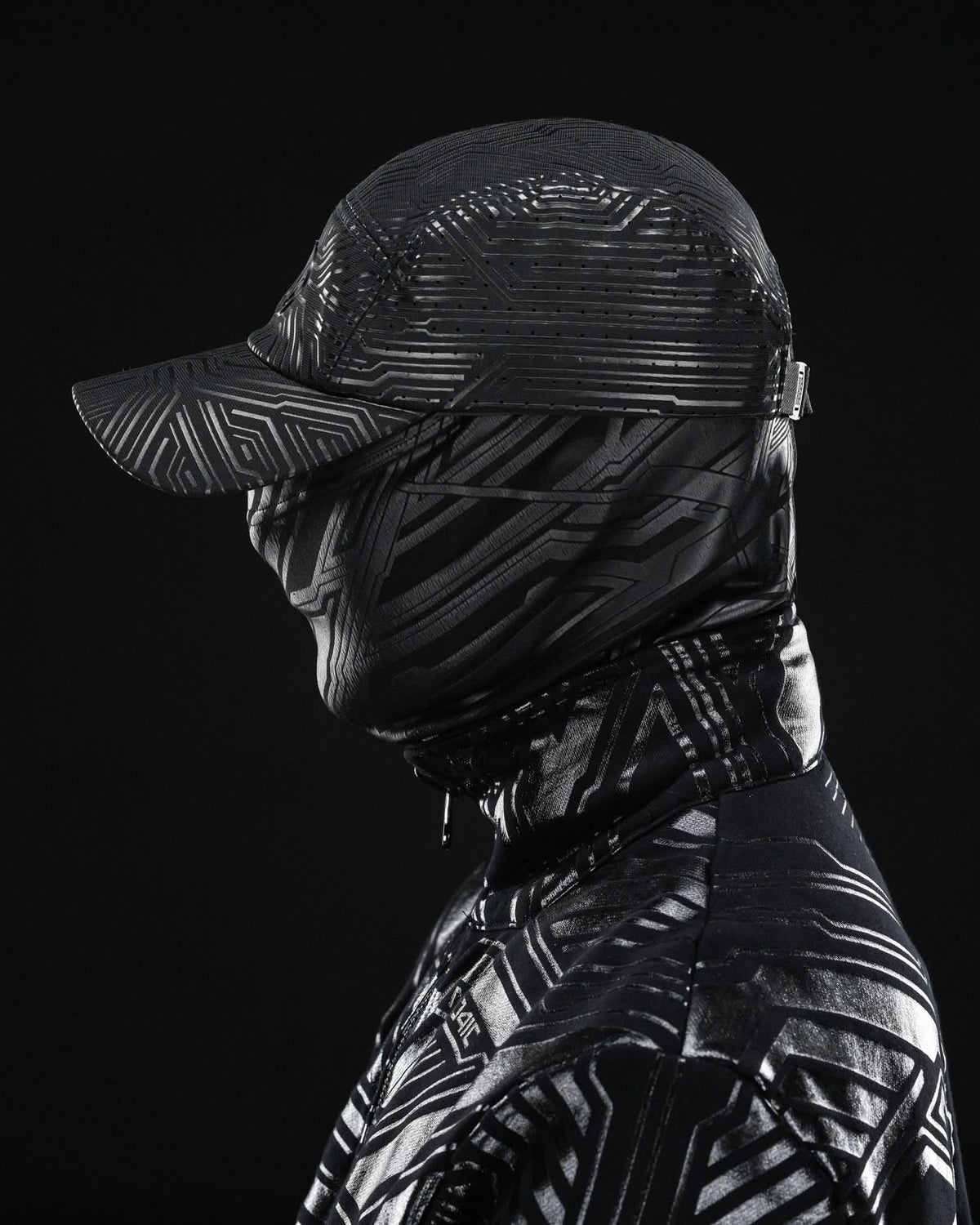 CIRCUIT BLACK ( Performance )