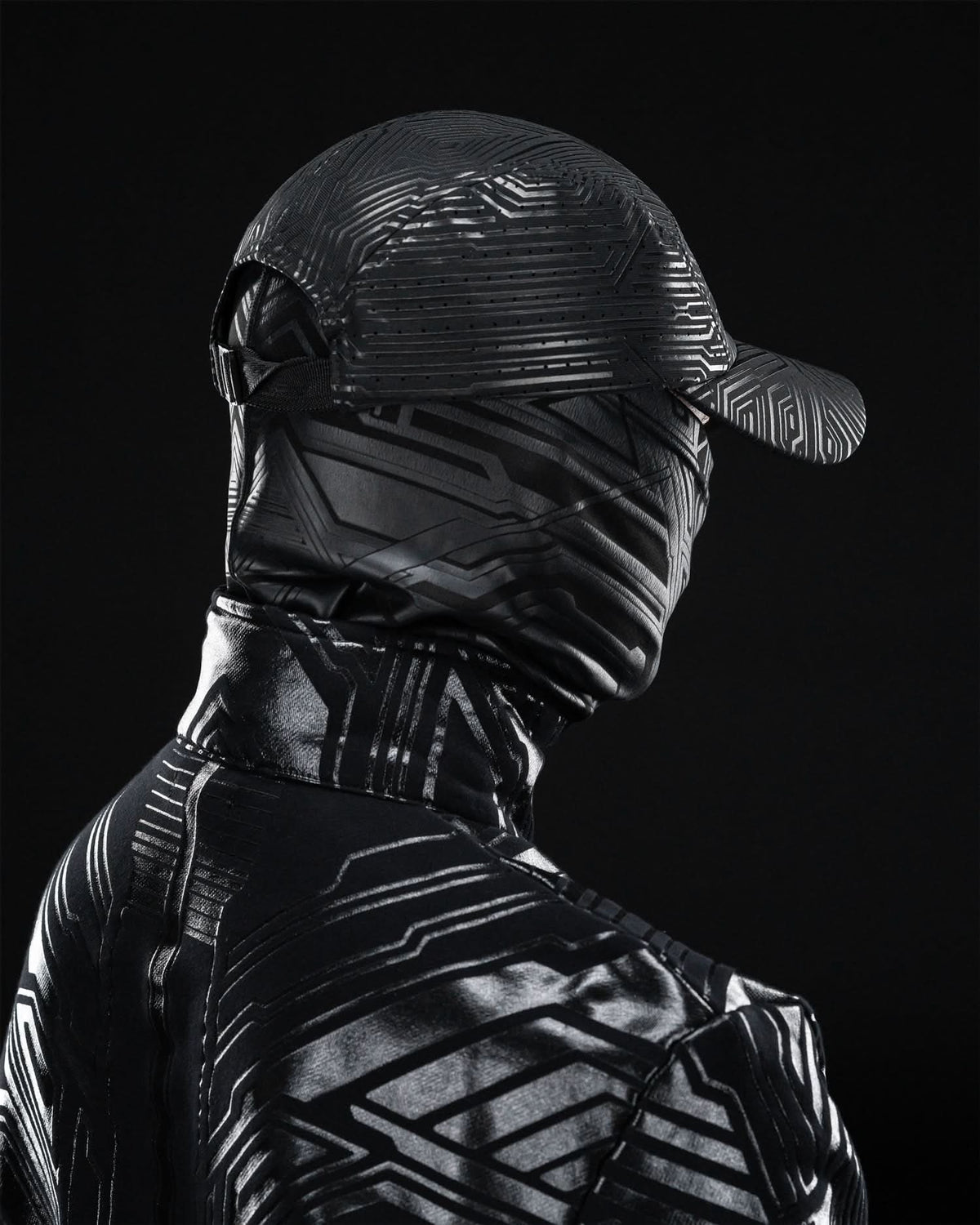 CIRCUIT BLACK ( Performance )