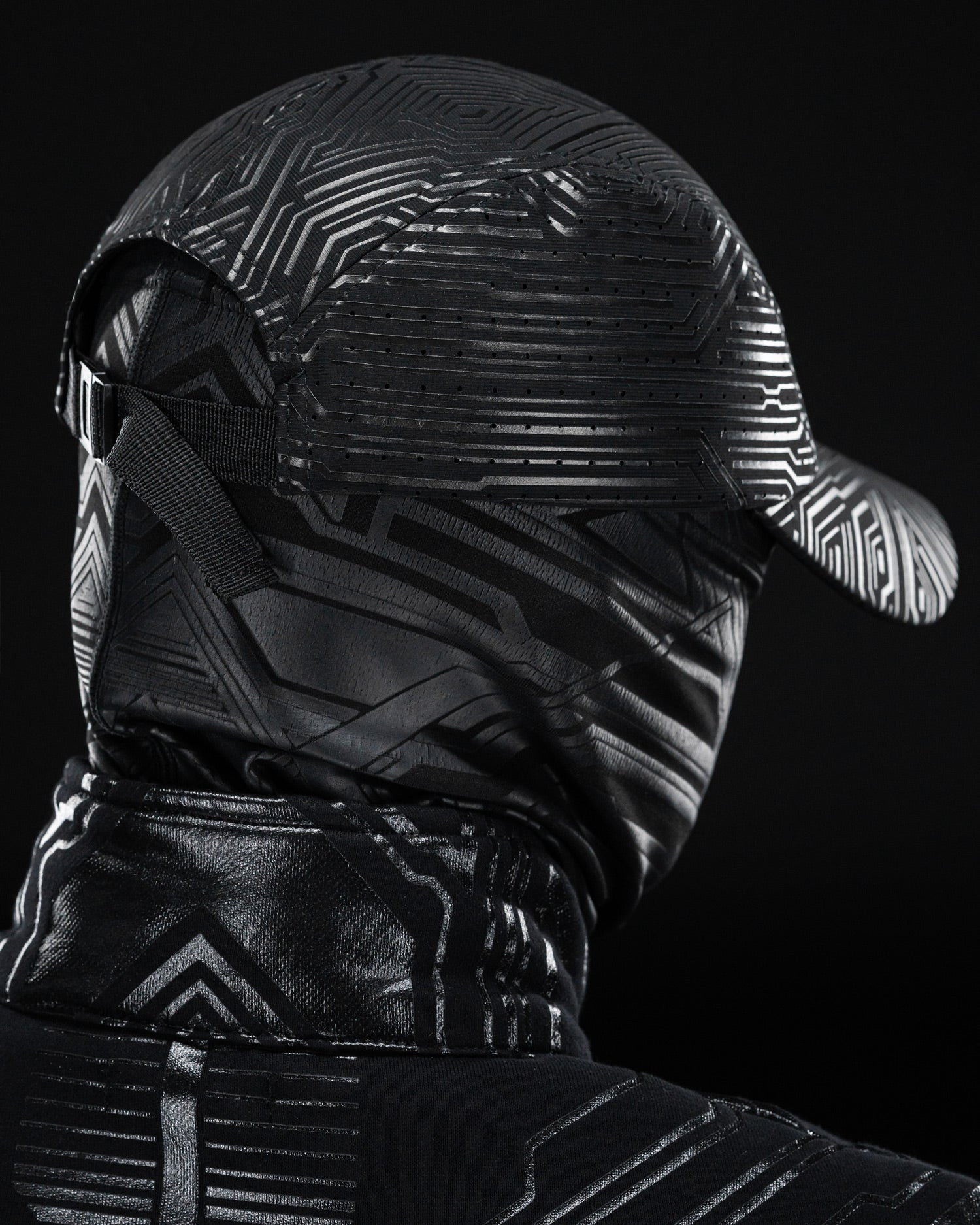 CIRCUIT BLACK ( Performance )