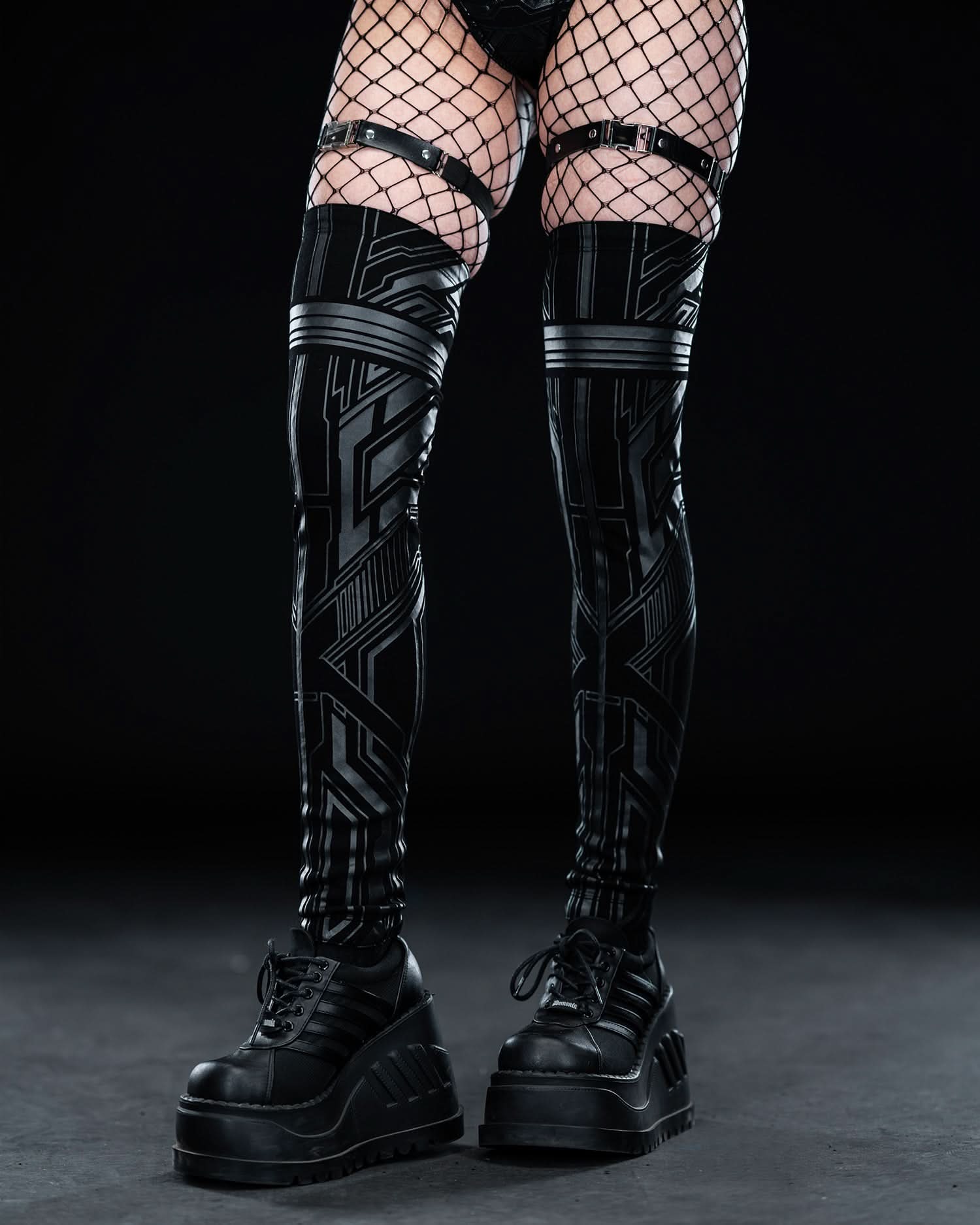 ZYPHR 2 THIGH-HIGHS ( Black )