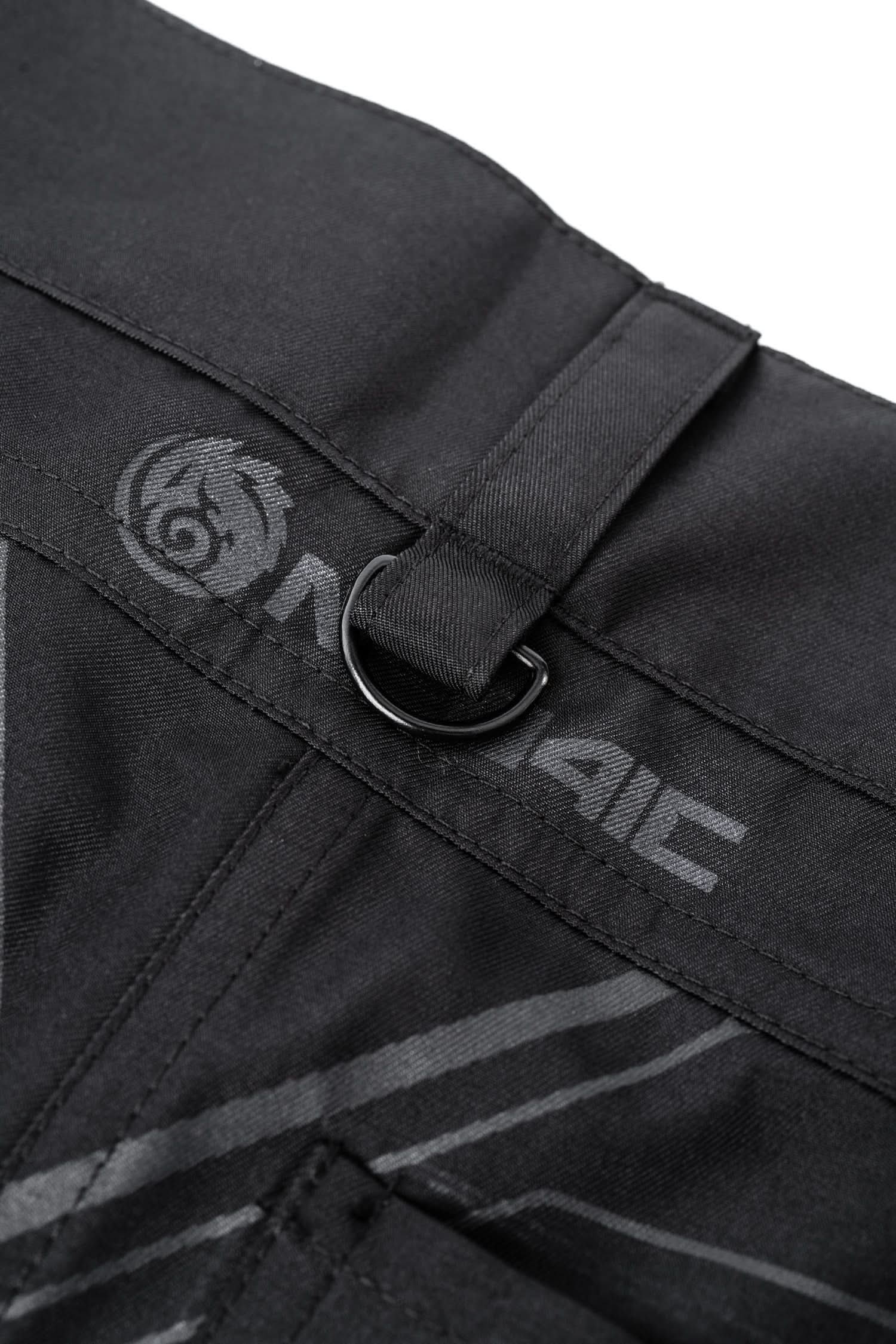 EVE4 parachute pants