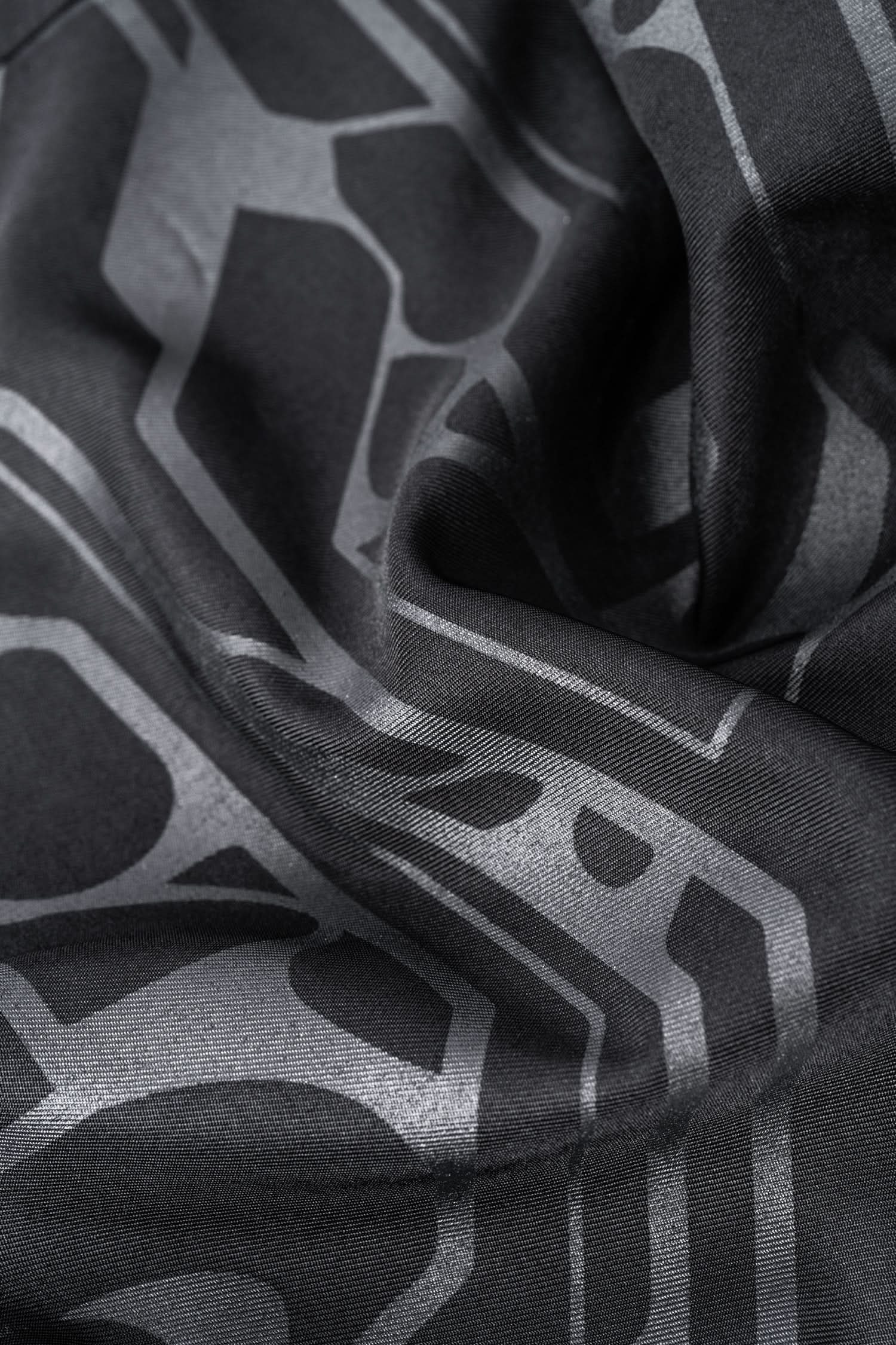 EVE4 parachute pants