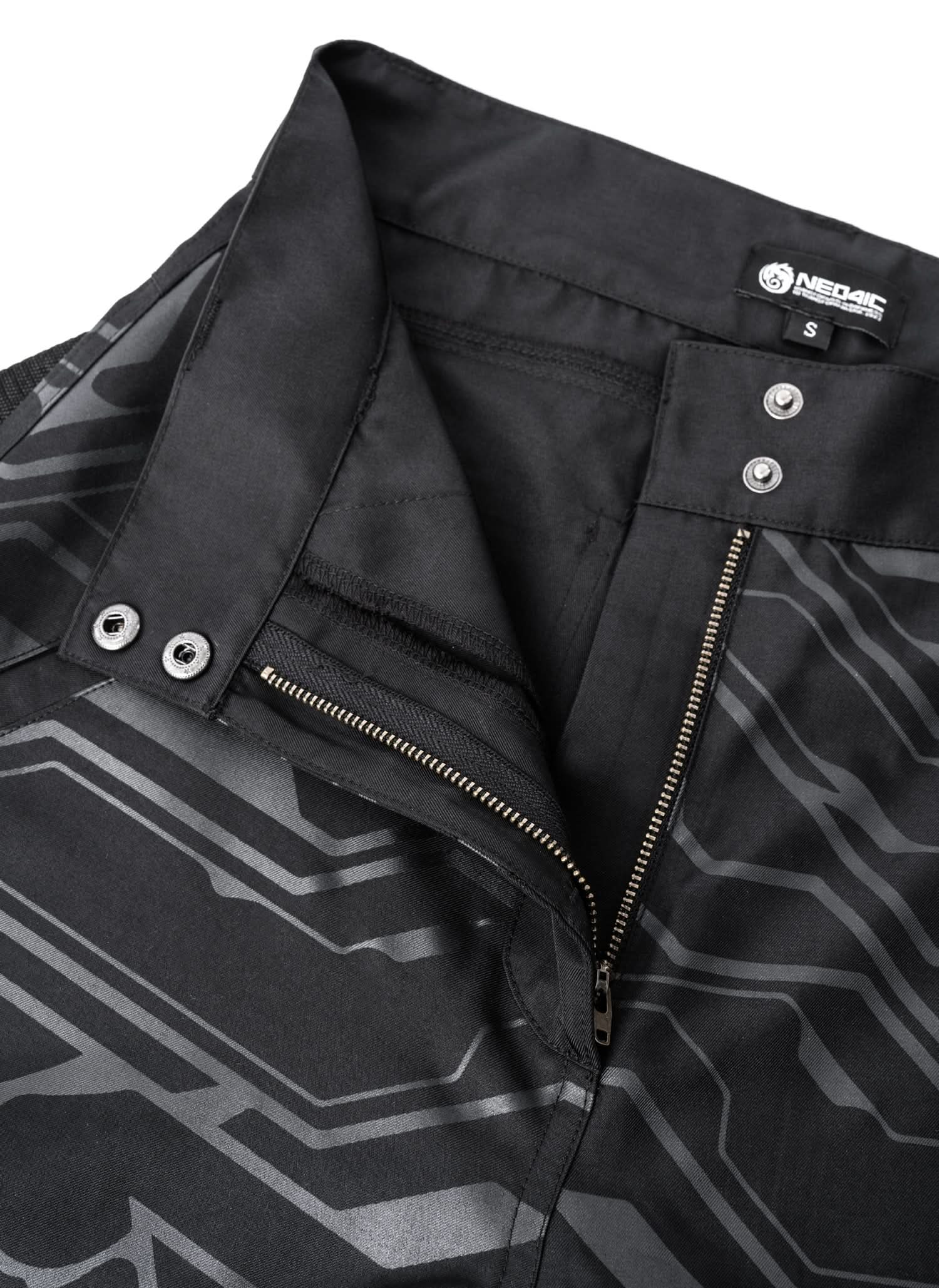 EVE4 parachute pants