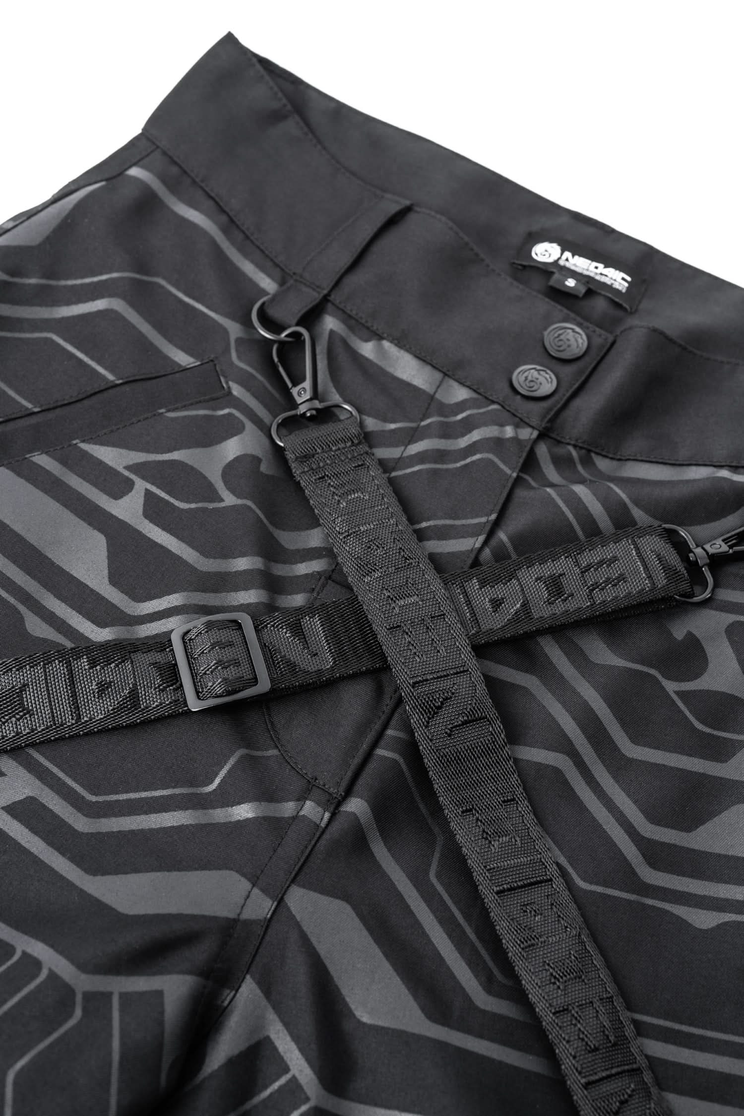 EVE4 parachute pants