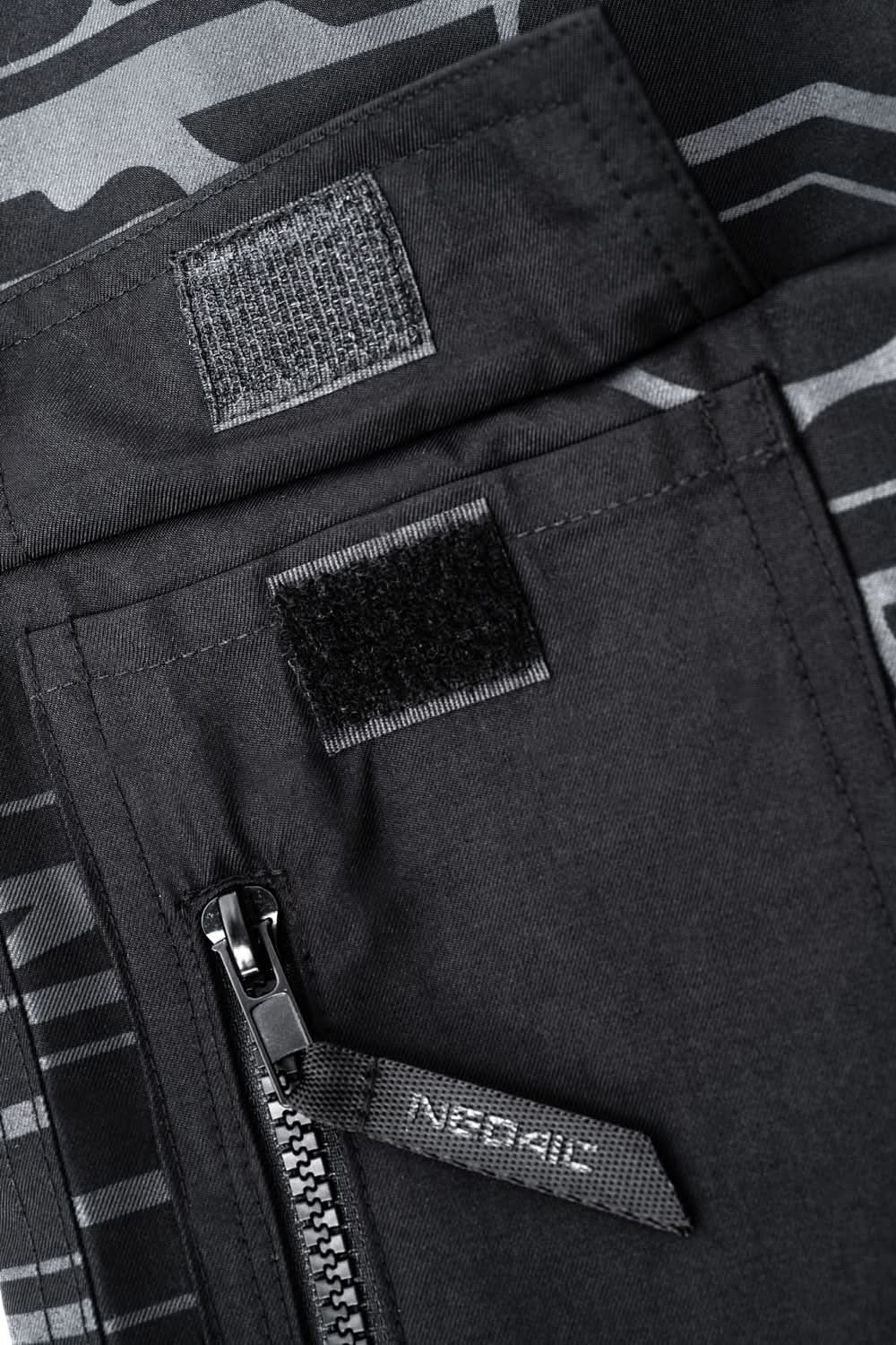 EVE4 parachute pants