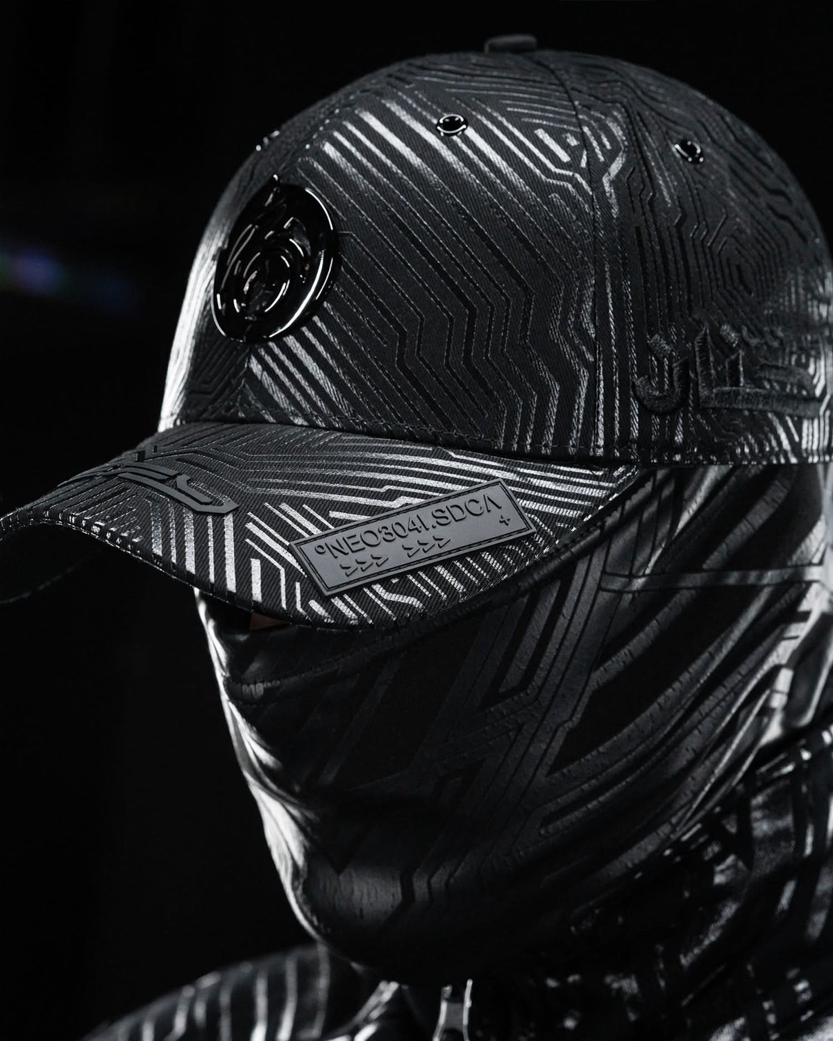 CIRCUIT BLACK CAP