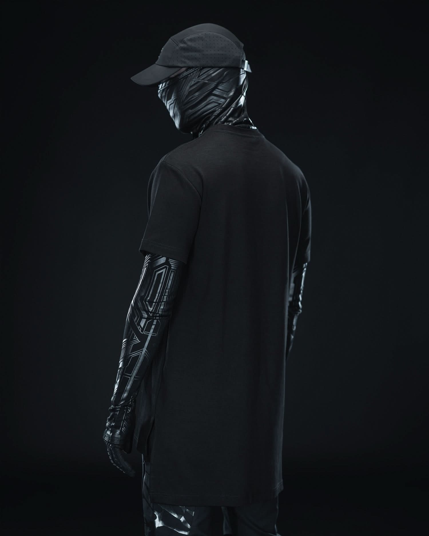 Long Droptail Shirt