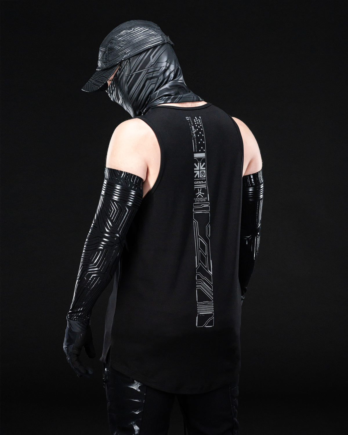 VISIONS 3 TANK