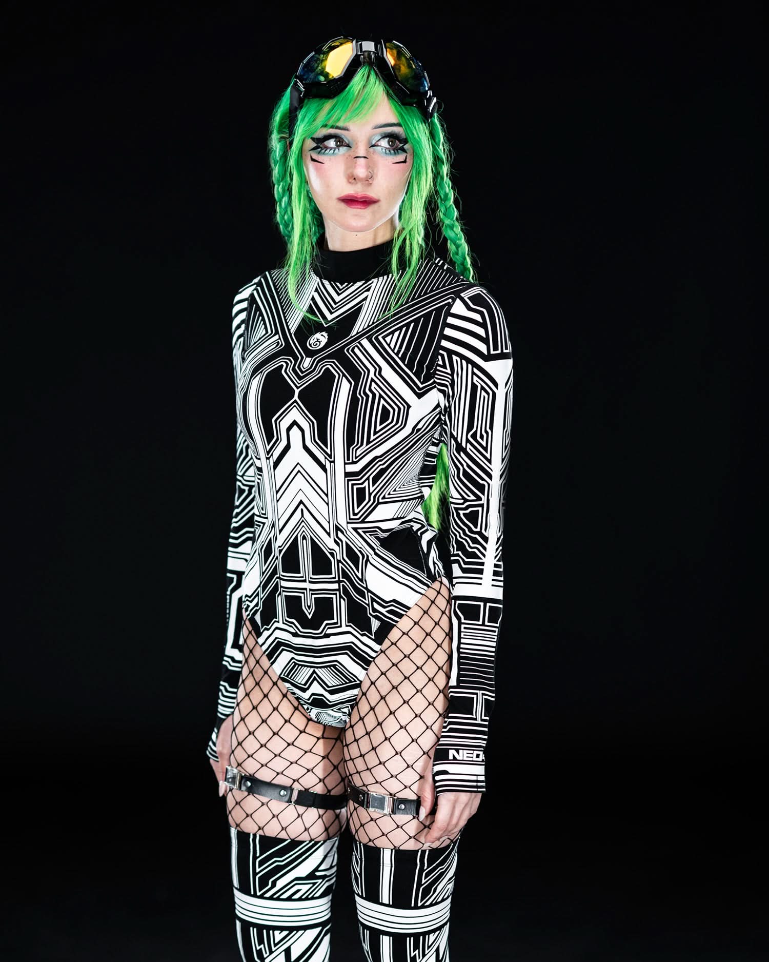 AP3X-7 V2 ZYPHR Bodysuit ( White )