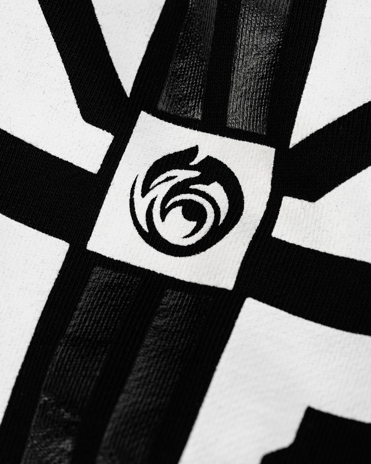 ZYPHR 3 zip up ( White )