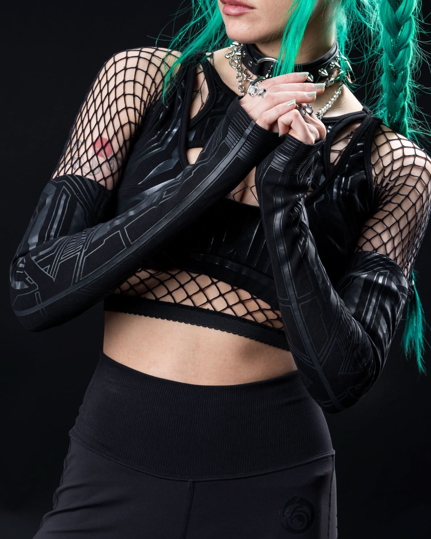 BLACK V3 ZYPHR SLEEVES