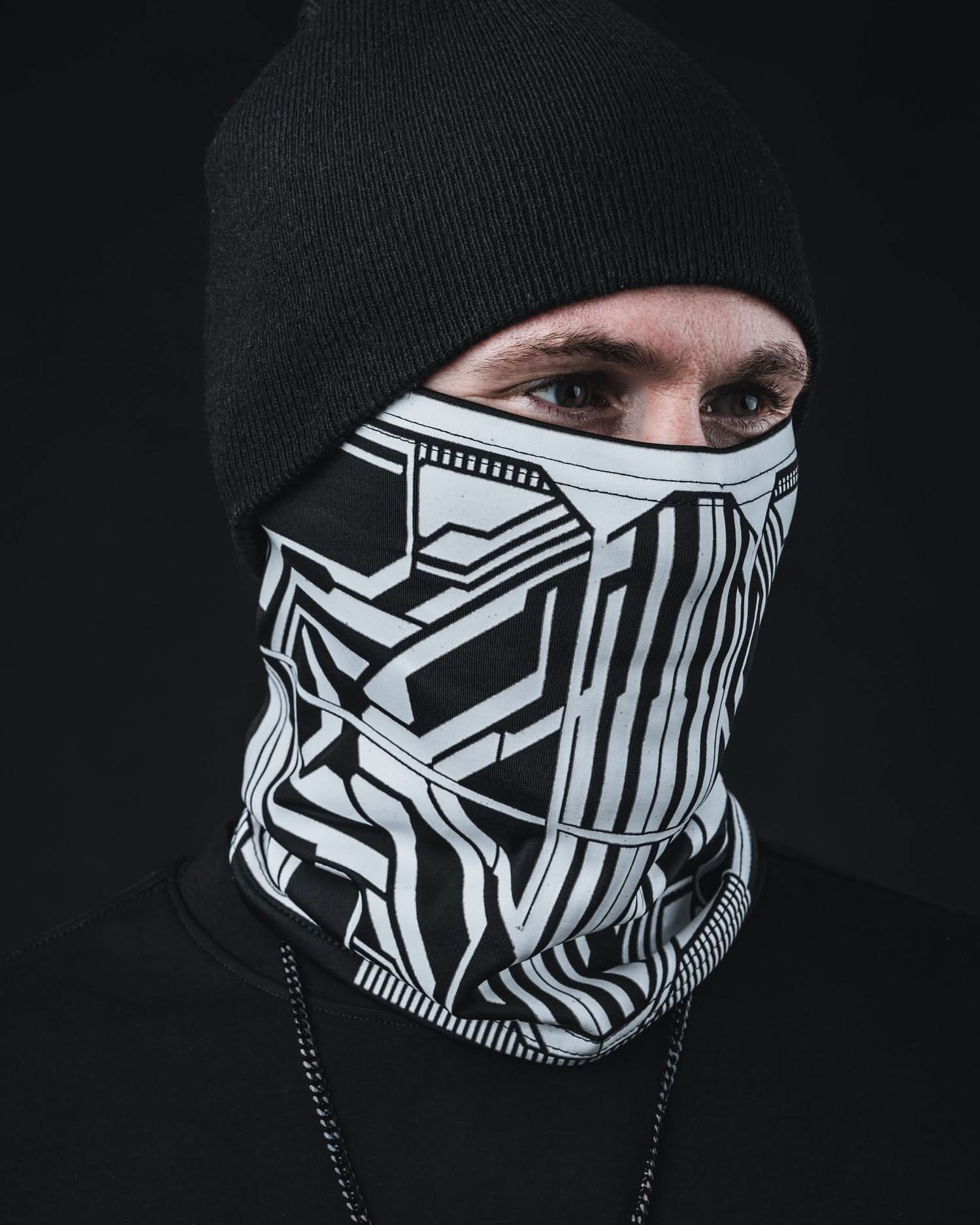 WHITE QUANTUM FACEMASK