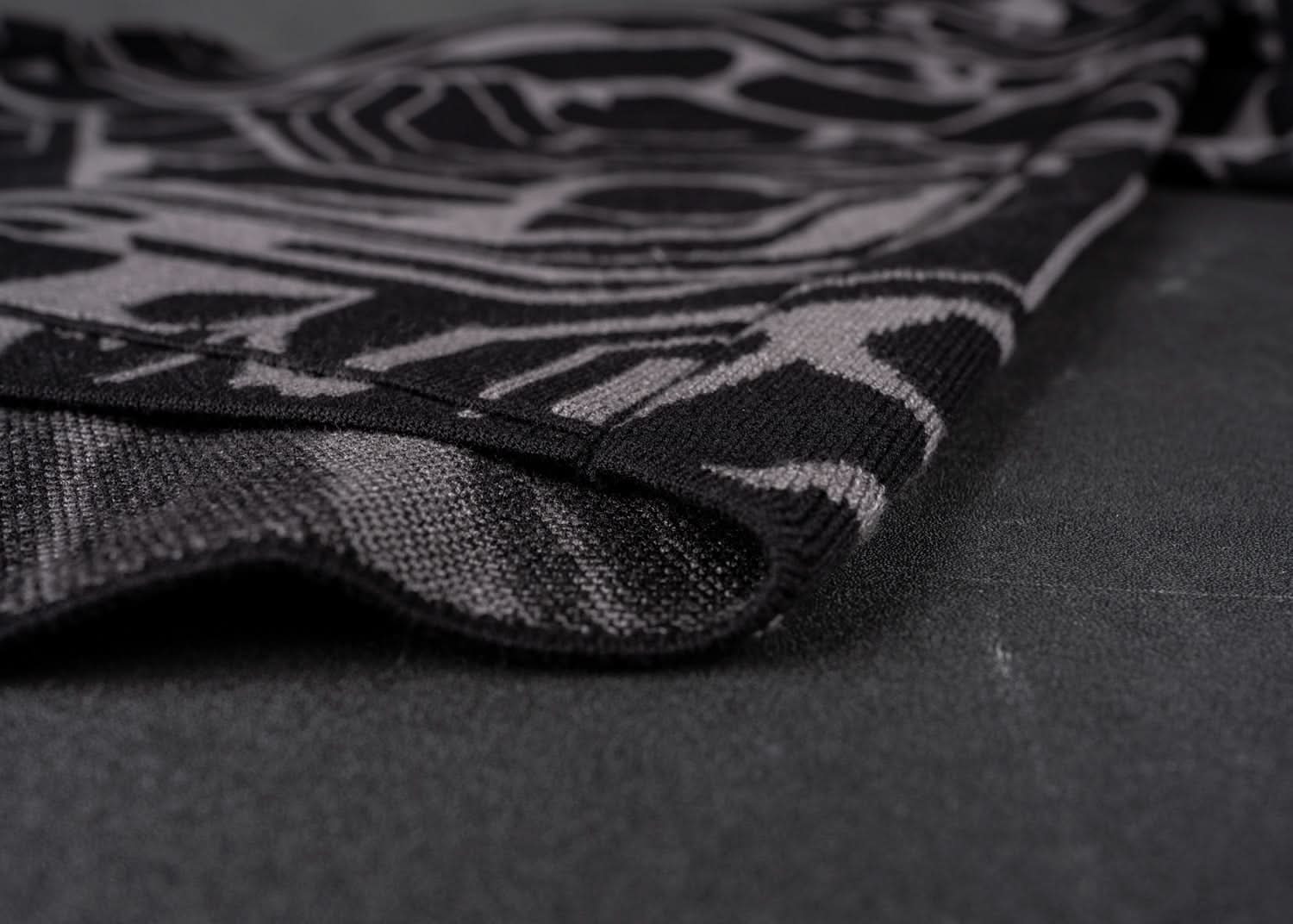 VEXIA HYPRKNIT Sweater