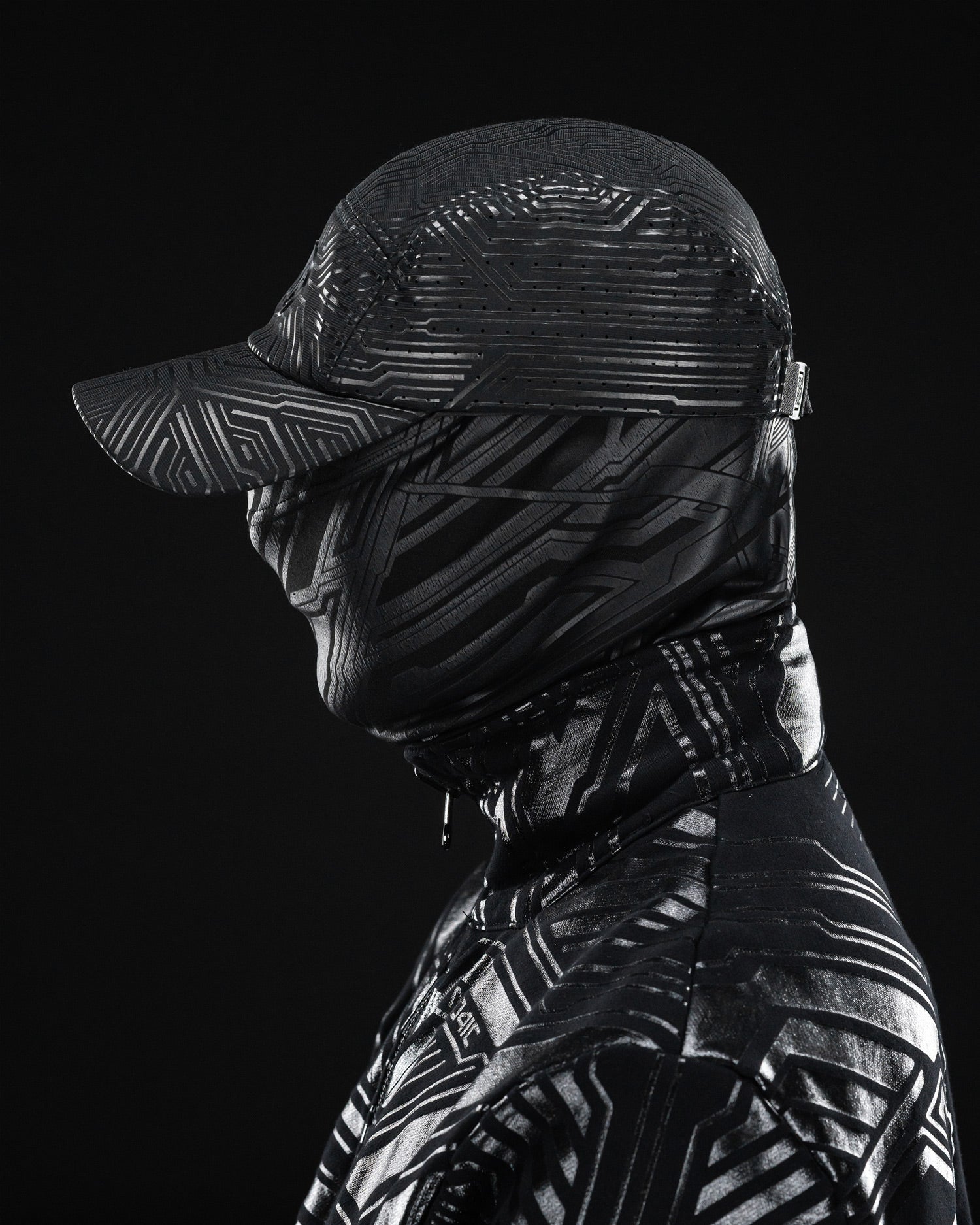 CIRCUIT BLACK ( Performance )