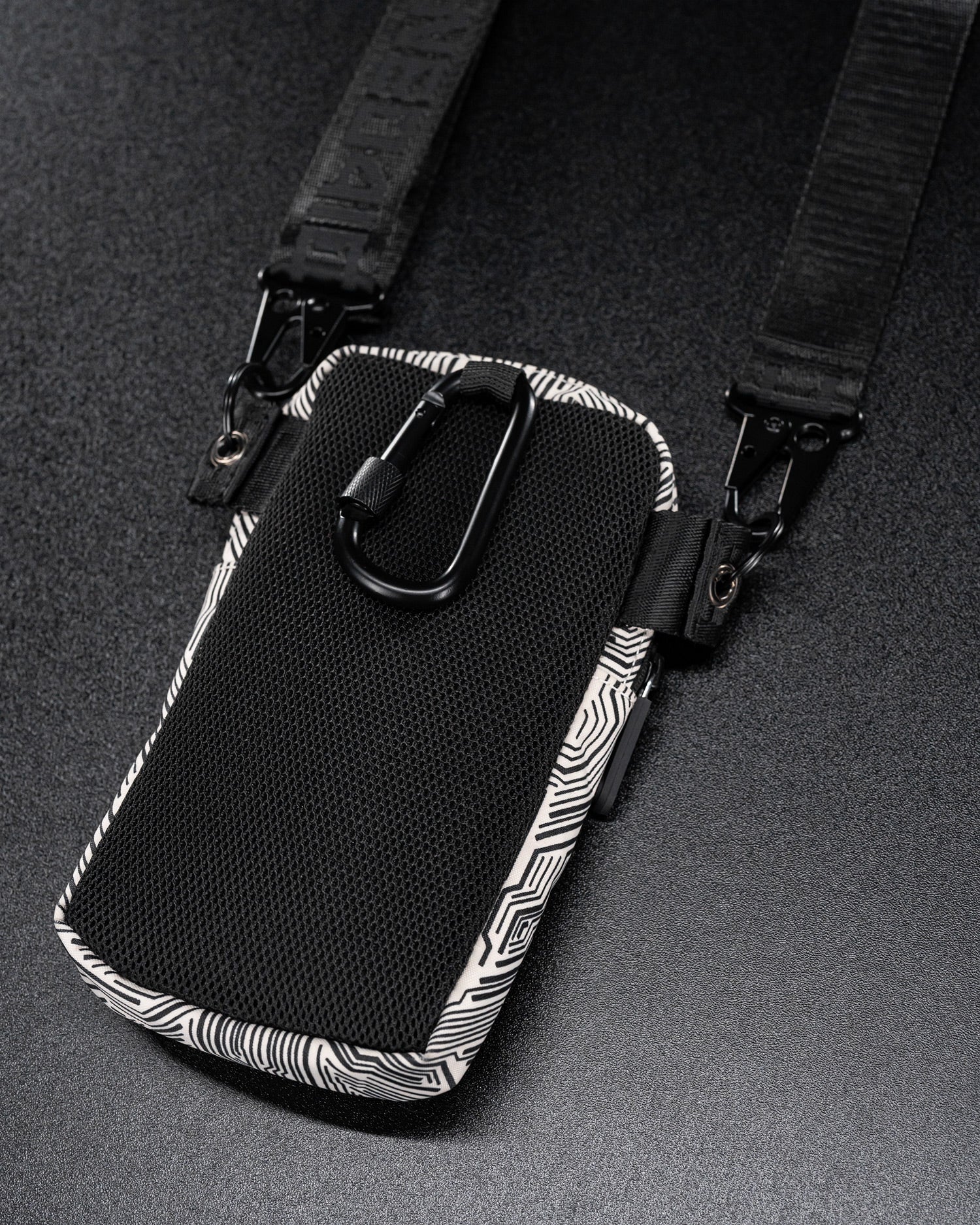 PRYSM PHONE BAG ( Pearl )