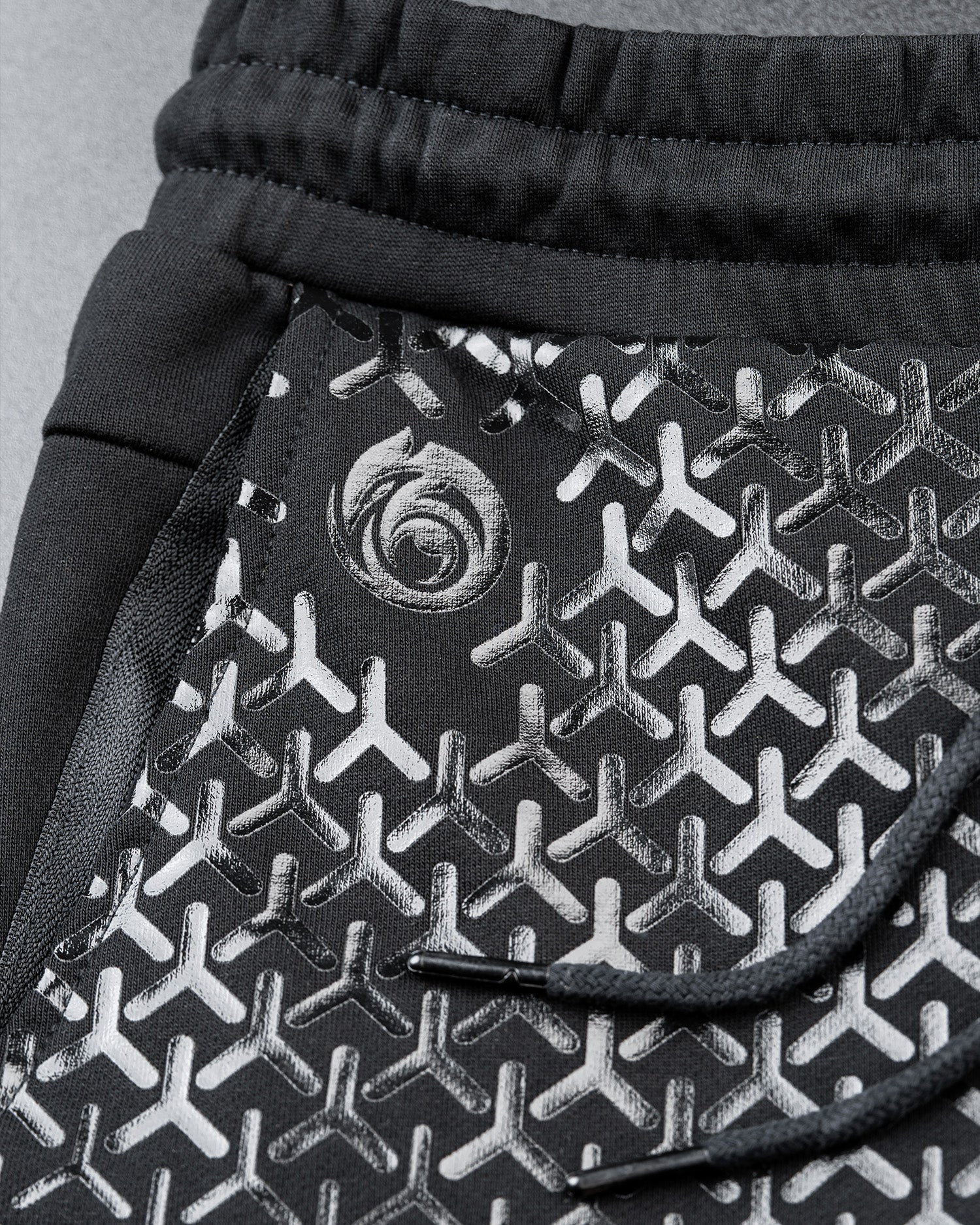 NEOV4 - Black Joggers