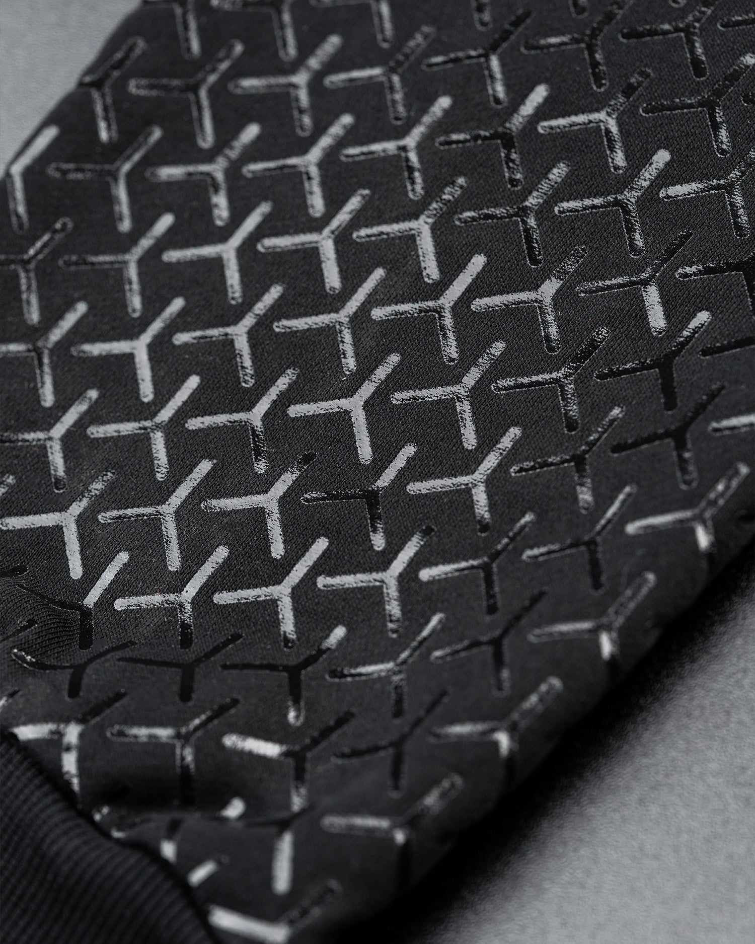 NEOV4 - Black Joggers