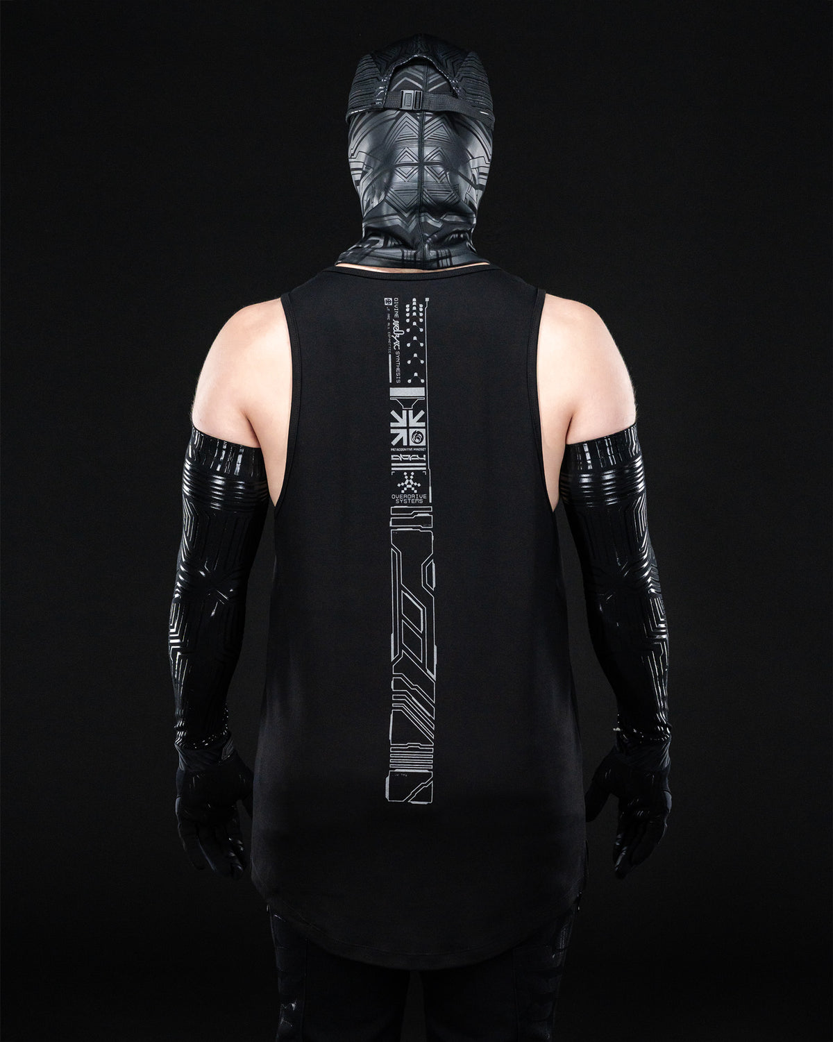 VISIONS 3 TANK