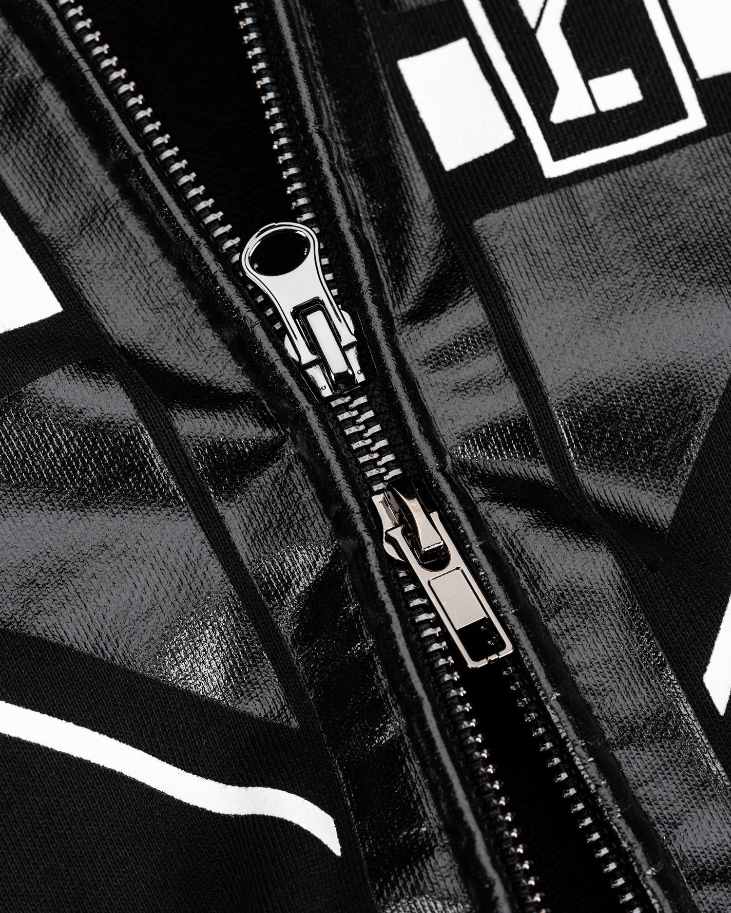 ZYPHR 3 zip up ( White )